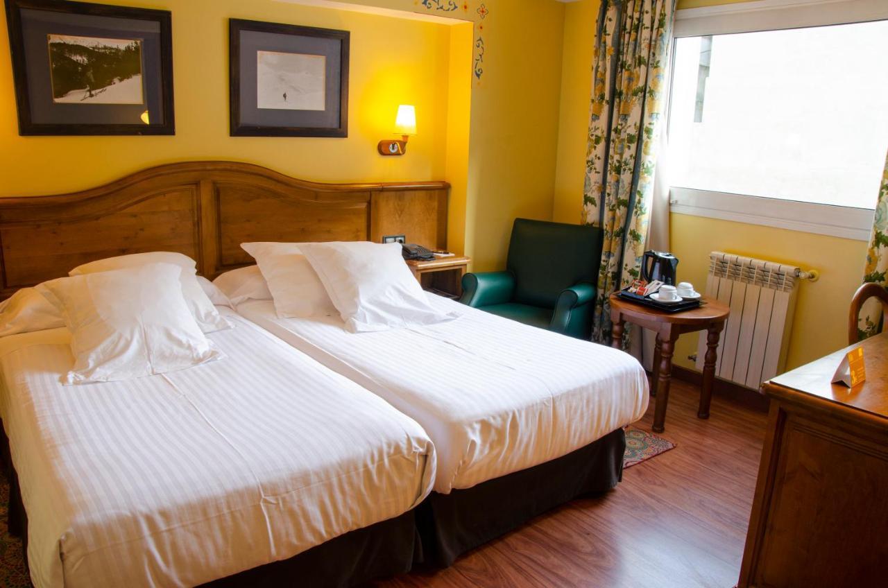 Ski Plaza Hotel & Wellness Canillo Bagian luar foto