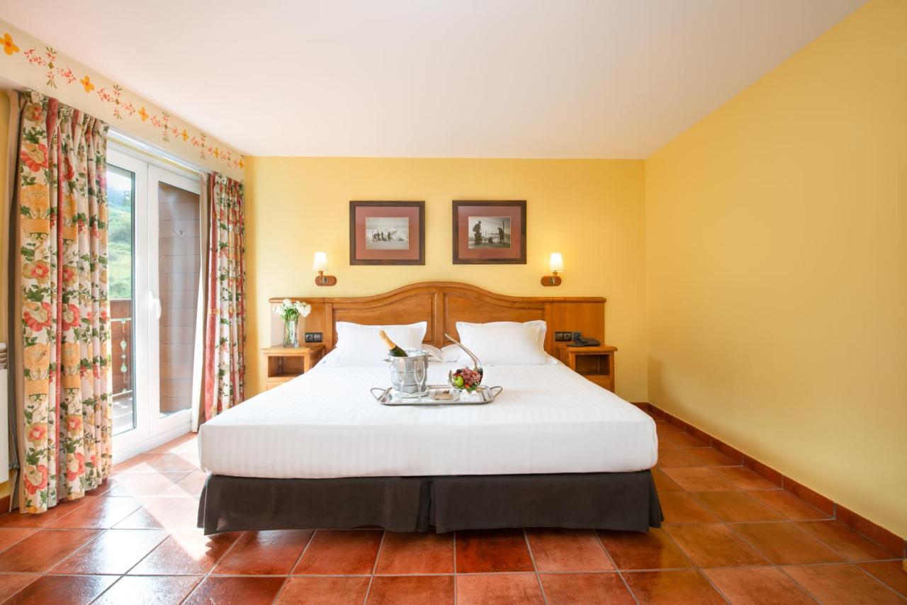Ski Plaza Hotel & Wellness Canillo Bagian luar foto