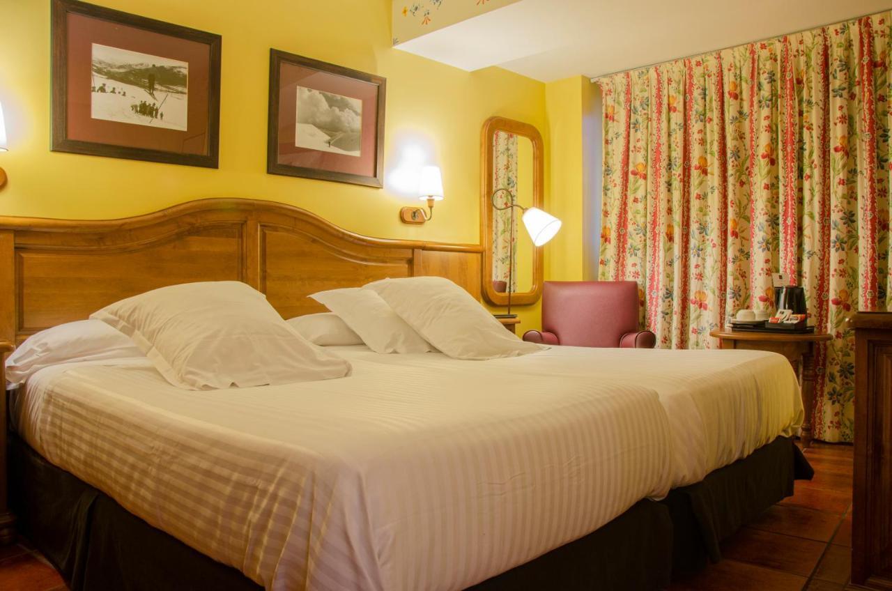 Ski Plaza Hotel & Wellness Canillo Bagian luar foto